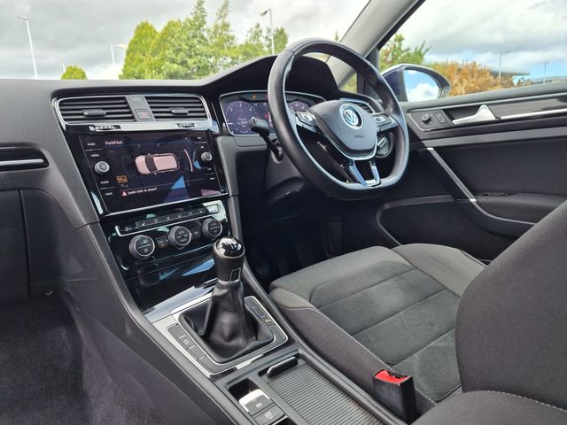 2018 Volkswagen Golf