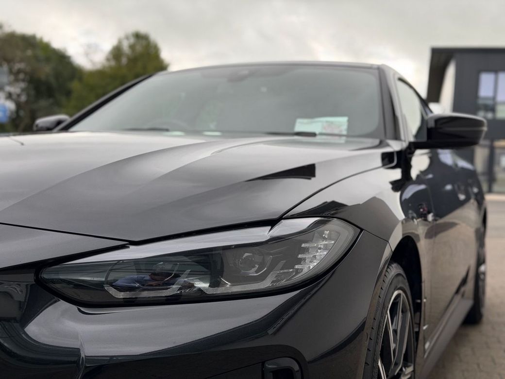 2024 BMW i4