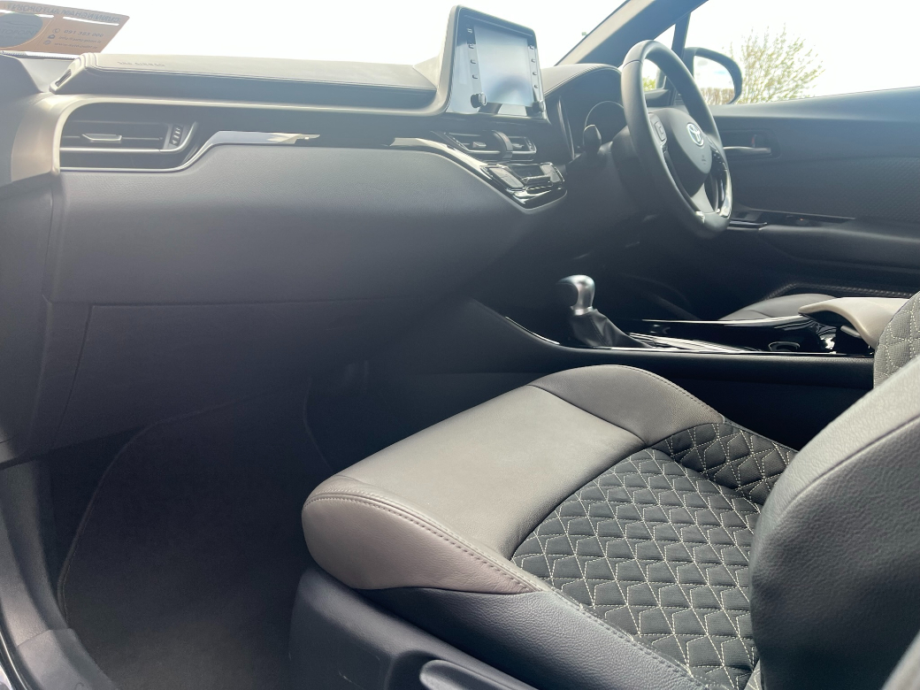 2022 Toyota C-HR