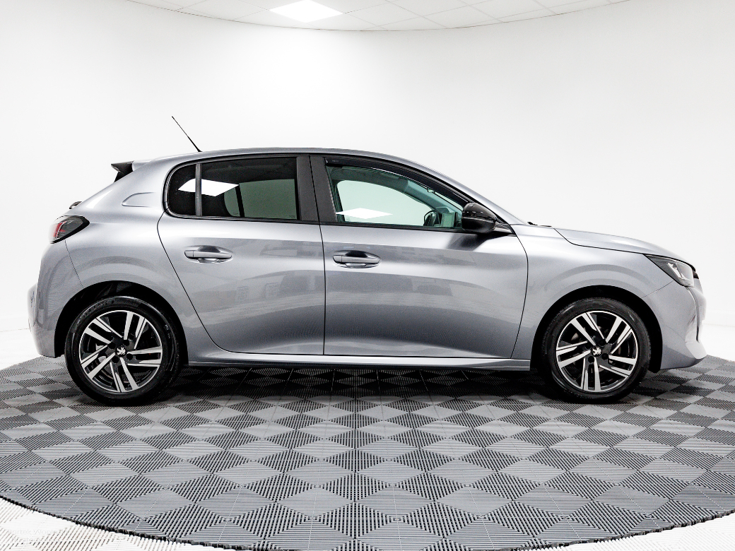 2023 Peugeot 208