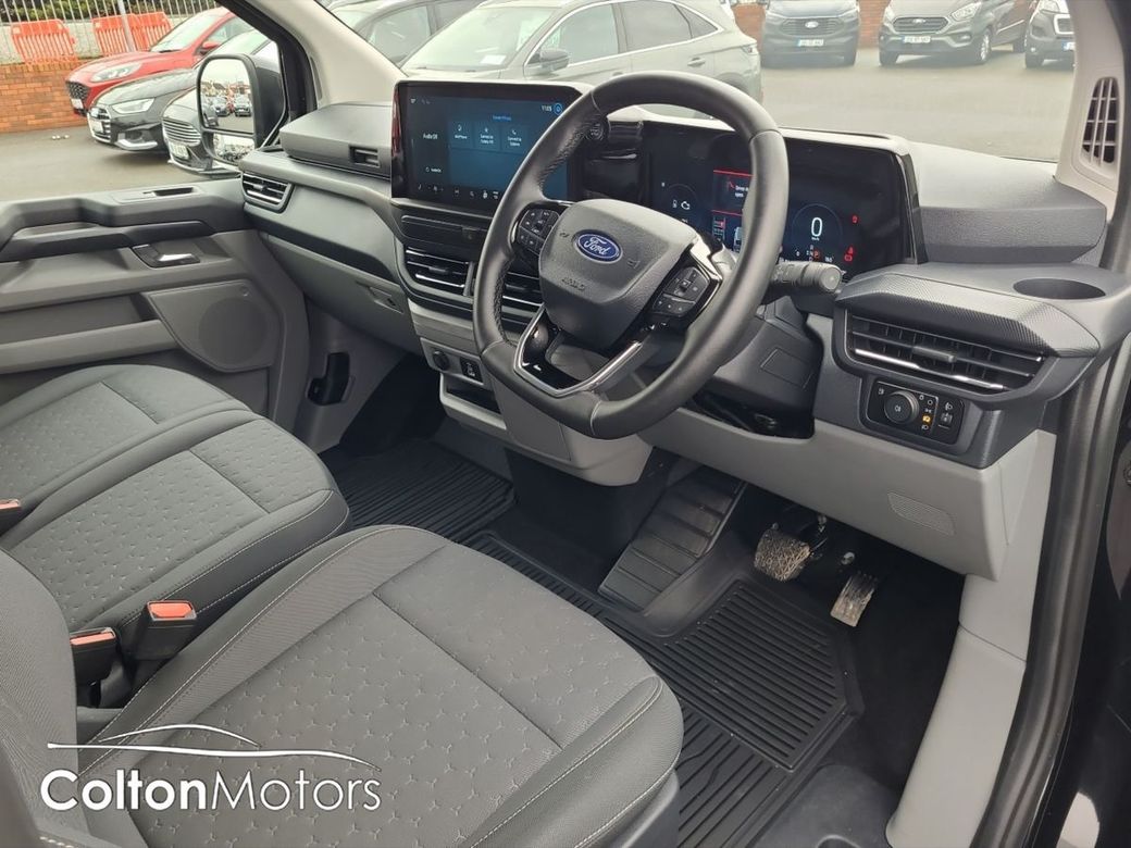 2025 Ford Transit Custom