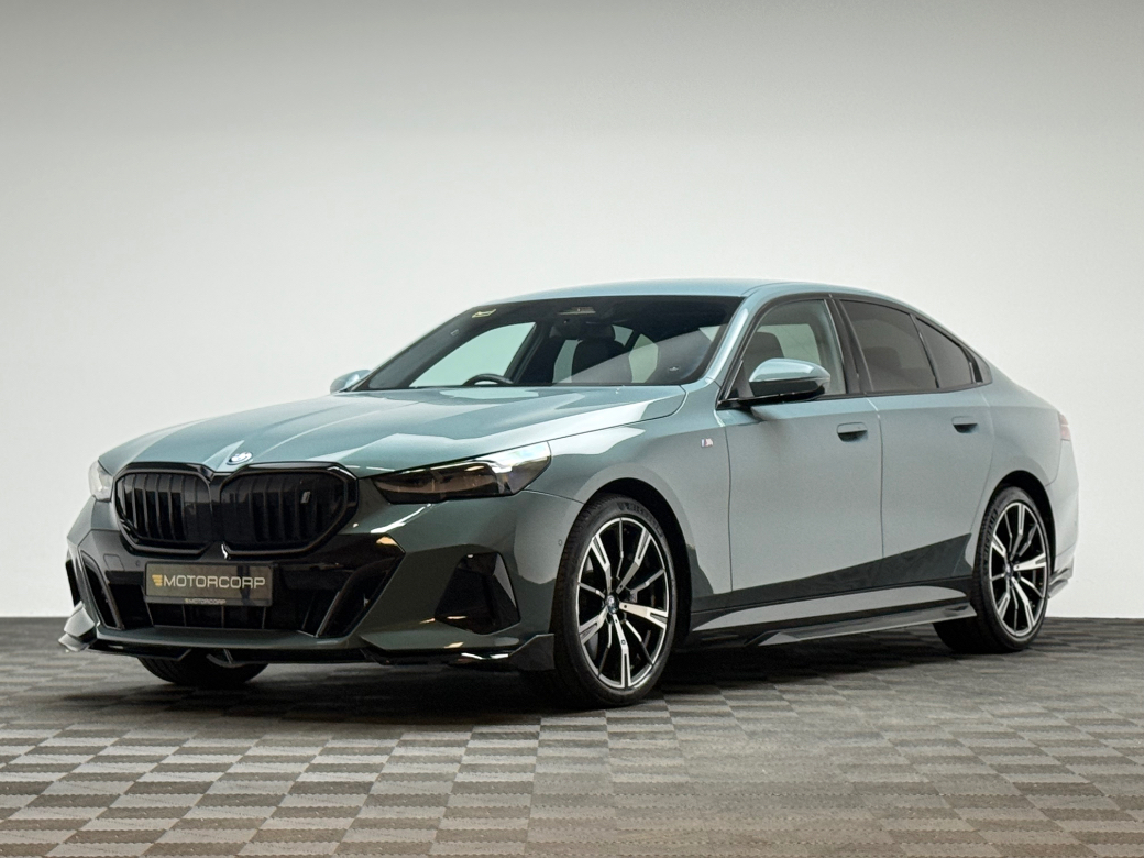 2024 BMW i5