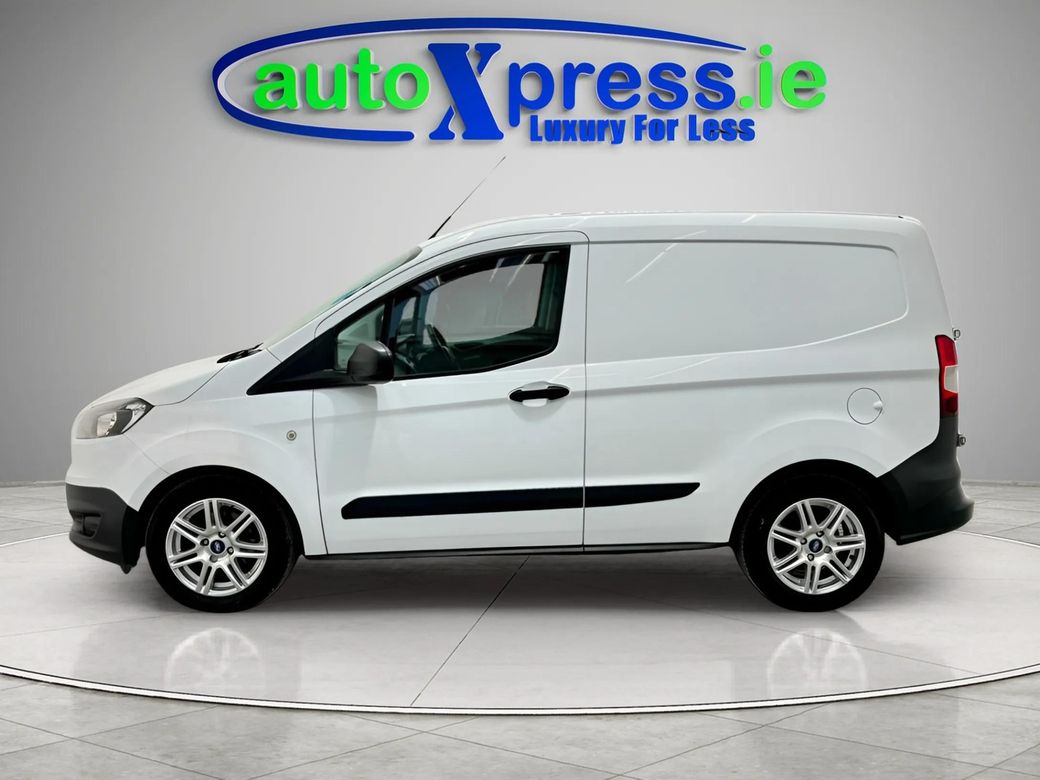 2018 Ford Transit Courier