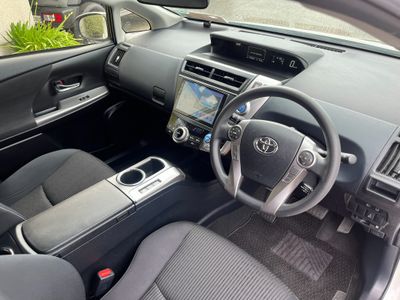 2020 Toyota Prius Alpha