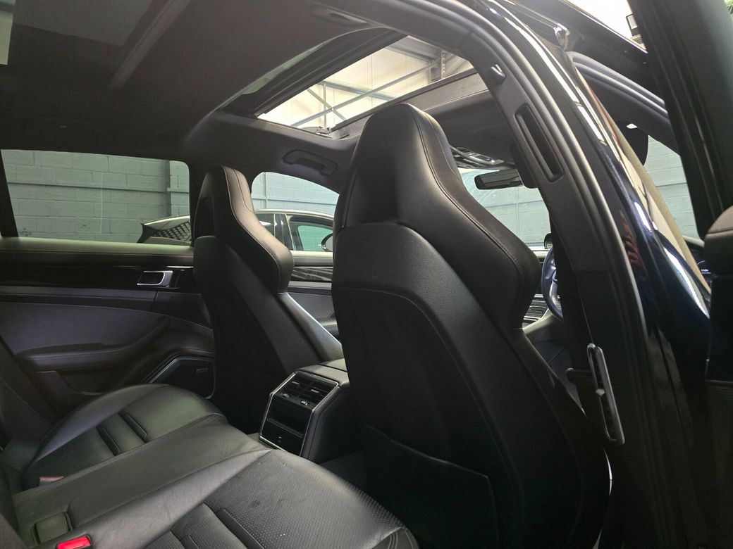 2018 Porsche Panamera