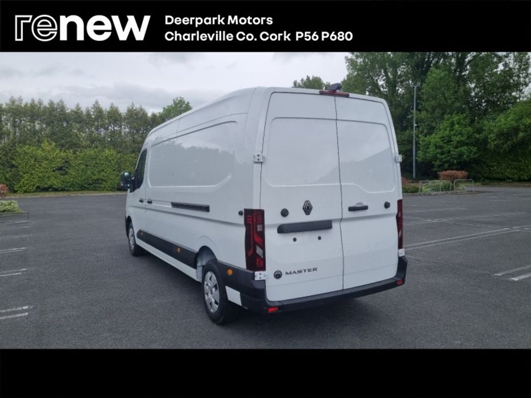 2026 Renault Master