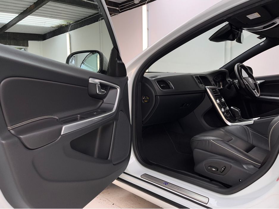 2016 Volvo V60