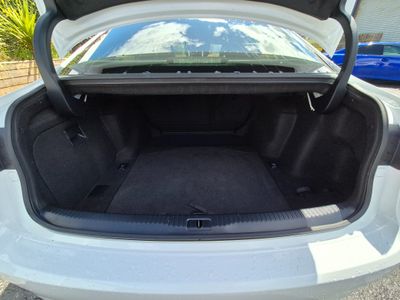 2015 Lexus IS 300h