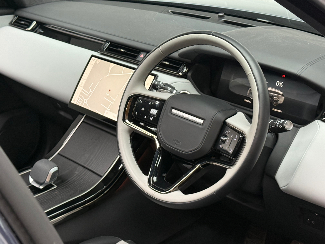 2025 Land Rover Range Rover Velar