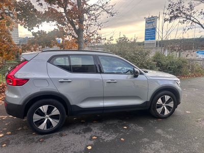 2023 Volvo XC40