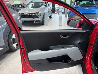 2025 Kia Stonic