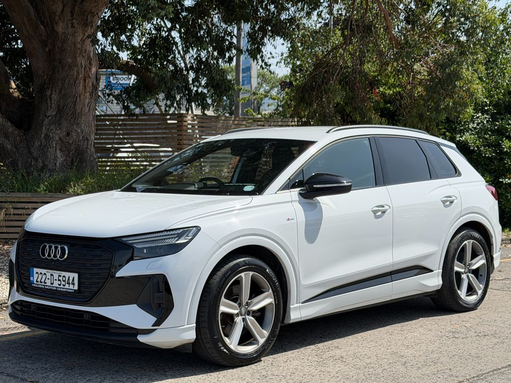 2022 Audi Q4
