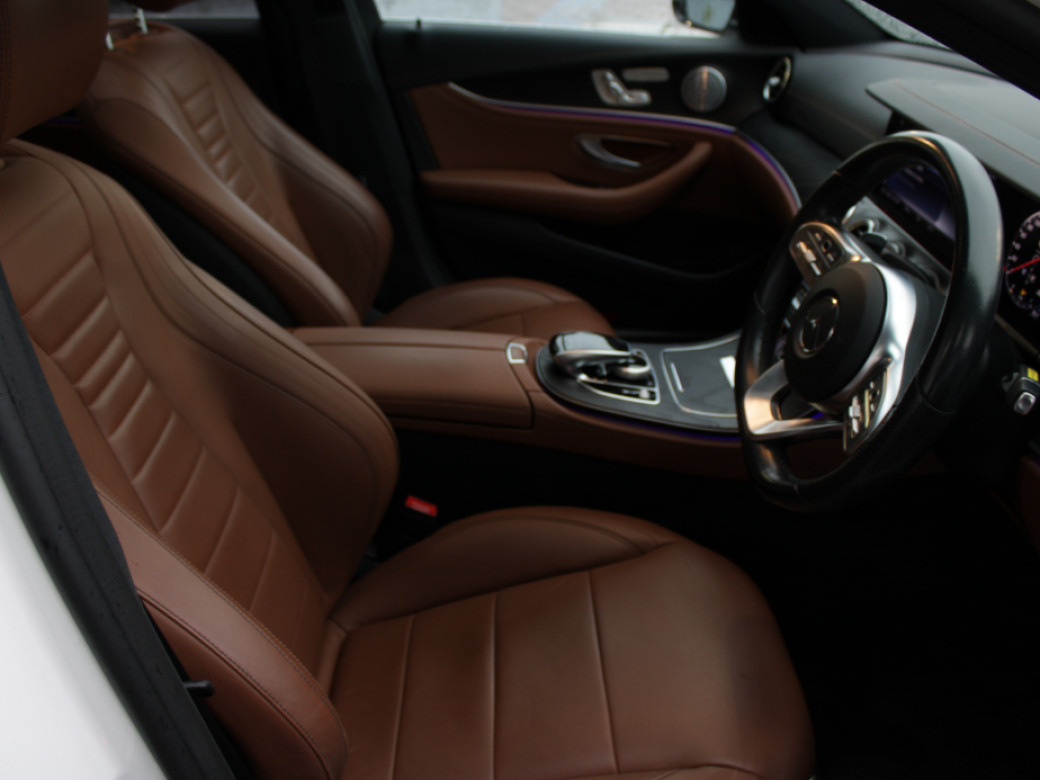 2020 Mercedes-Benz E 220