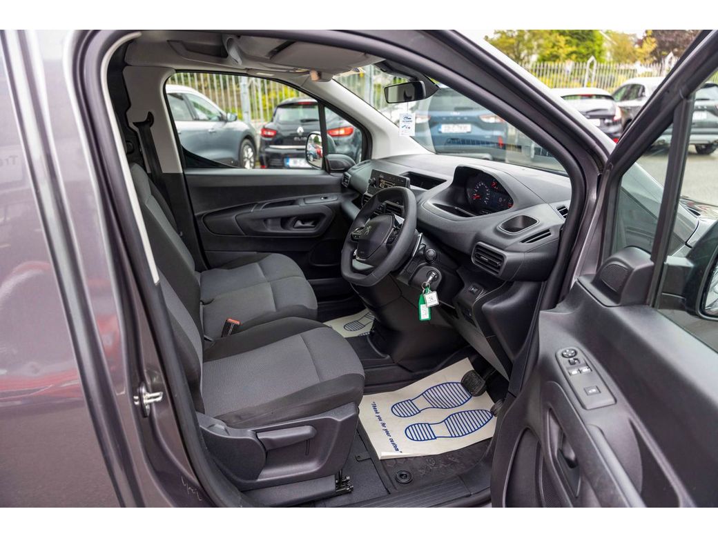 2020 Peugeot Partner