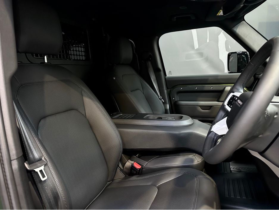 2026 Land Rover Defender