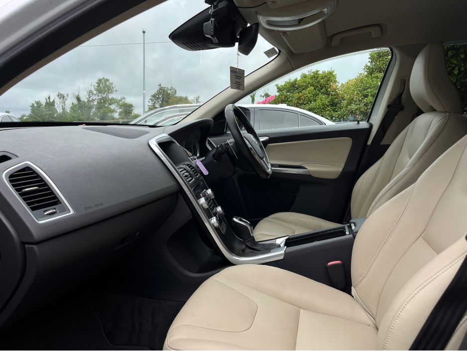 2016 Volvo XC60