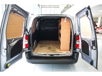 2023 Peugeot Partner