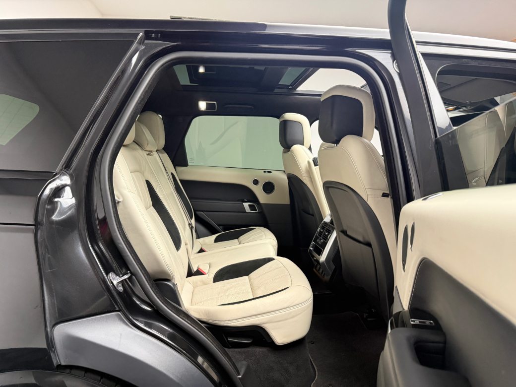 2021 Land Rover Range Rover Sport