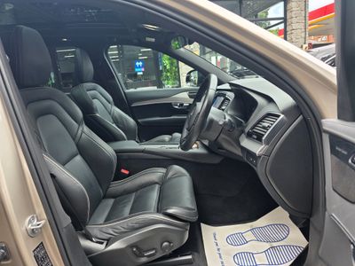 2022 Volvo XC90