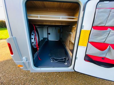 2017 ADRIA CORAL 690SC PLATINUM  L.H.D ISLAND BED 