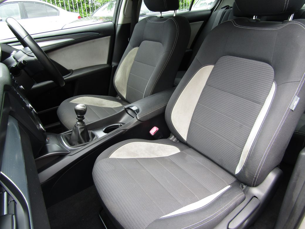 2016 Toyota Avensis