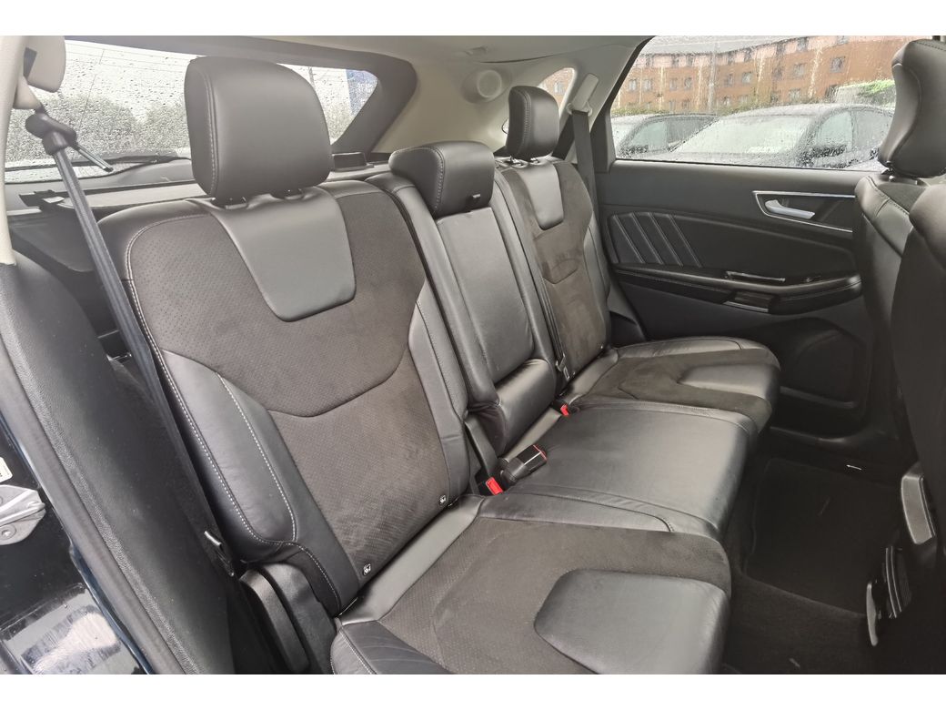 2016 Ford Edge
