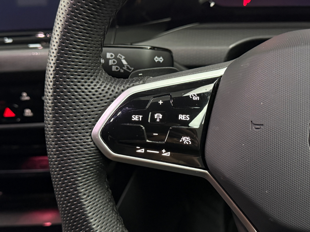 2024 Volkswagen Golf