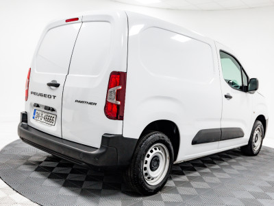 2024 Peugeot Partner