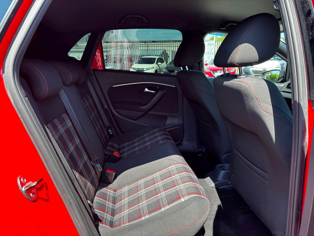 2015 Volkswagen Polo