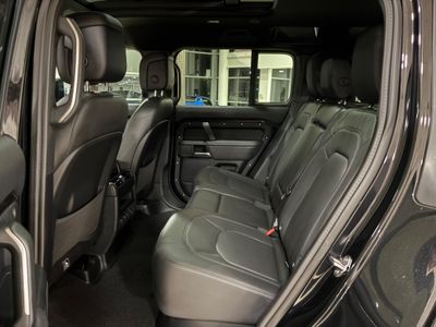 2025 Land Rover Defender