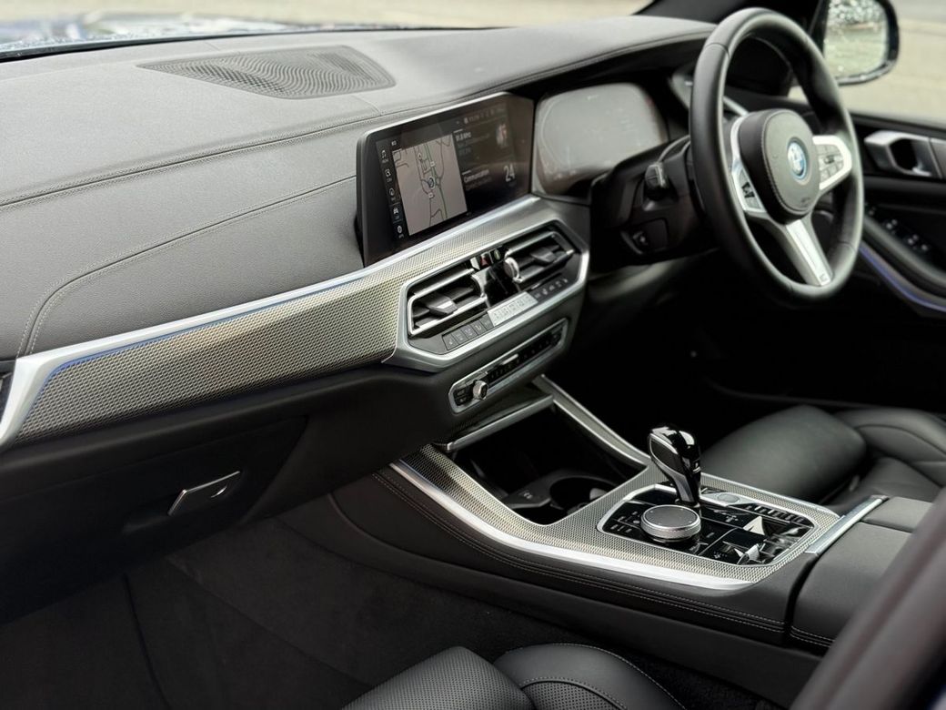 2023 BMW X5