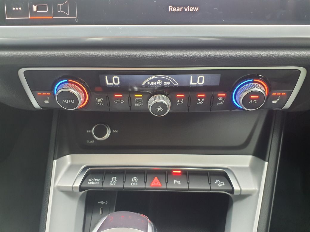 2023 Audi Q3