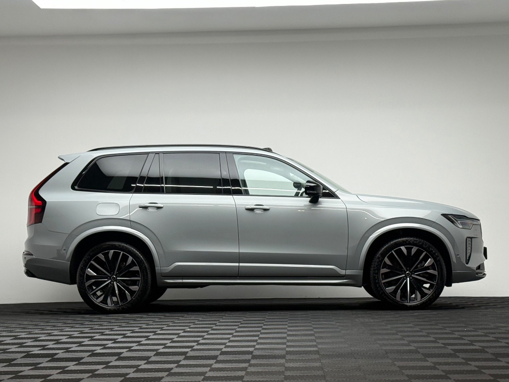 2025 Volvo XC90