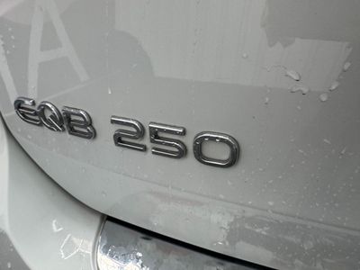 2023 Mercedes-Benz EQB