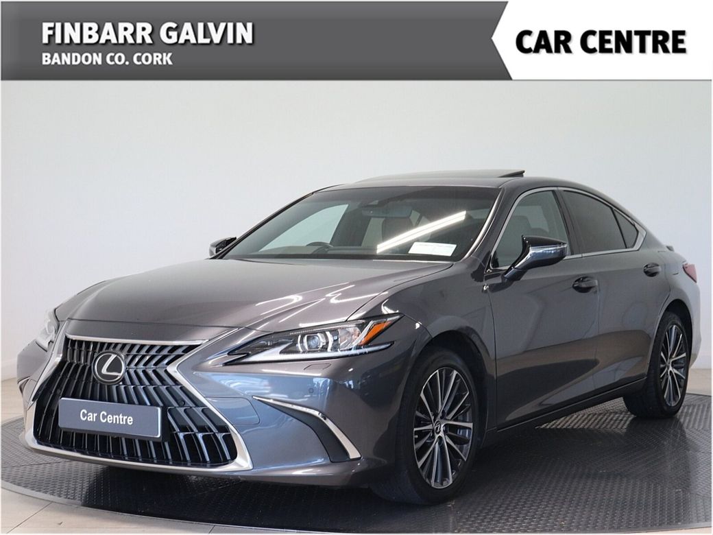 2022 Lexus ES 300h