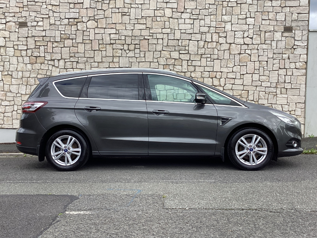 2016 Ford S-Max