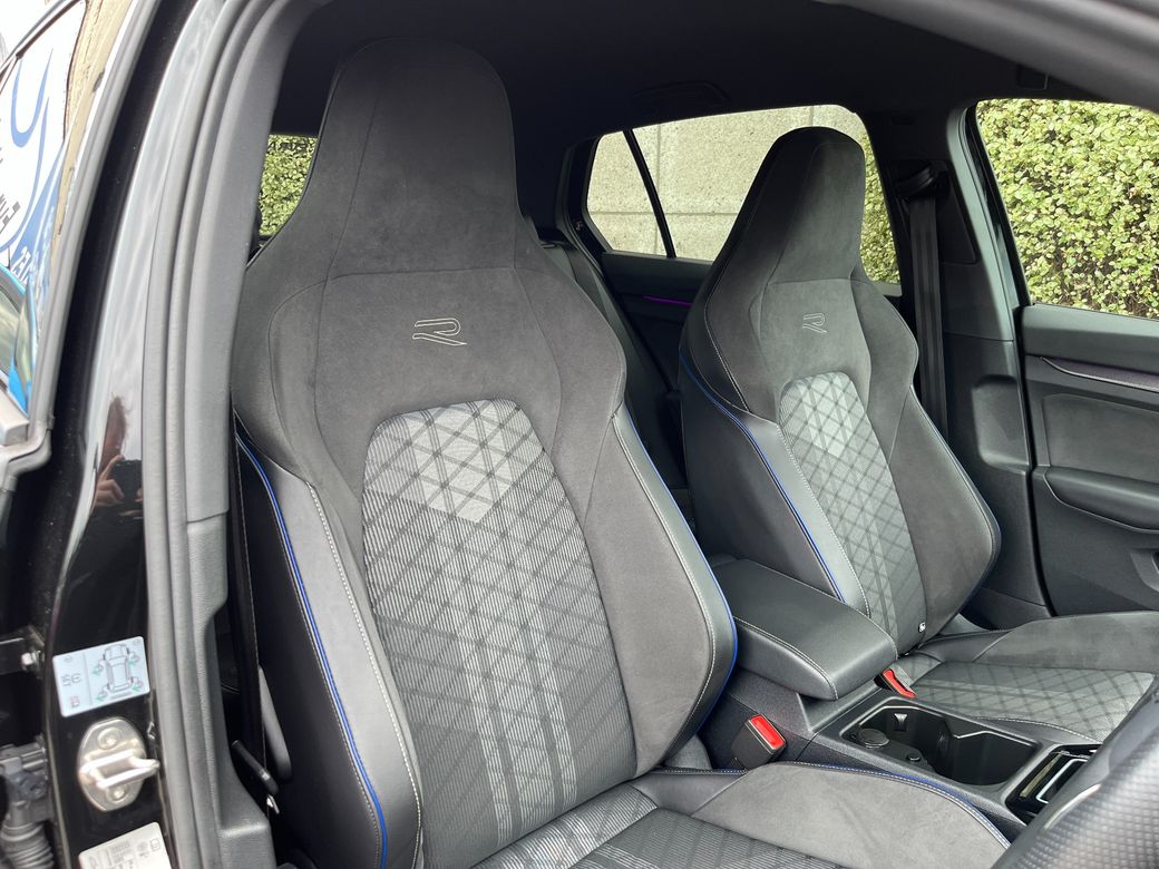 2024 Volkswagen Golf