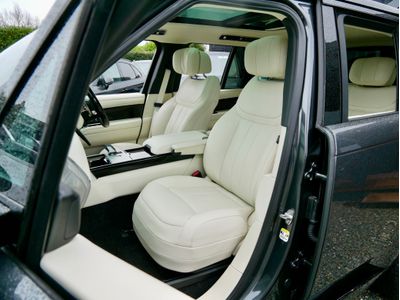 2025 Land Rover Range Rover