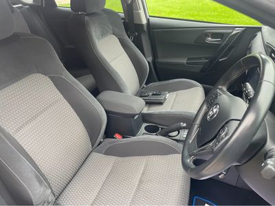 2017 Toyota Auris