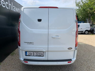 2023 Ford Transit Custom