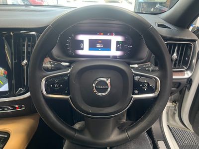 2023 Volvo V60