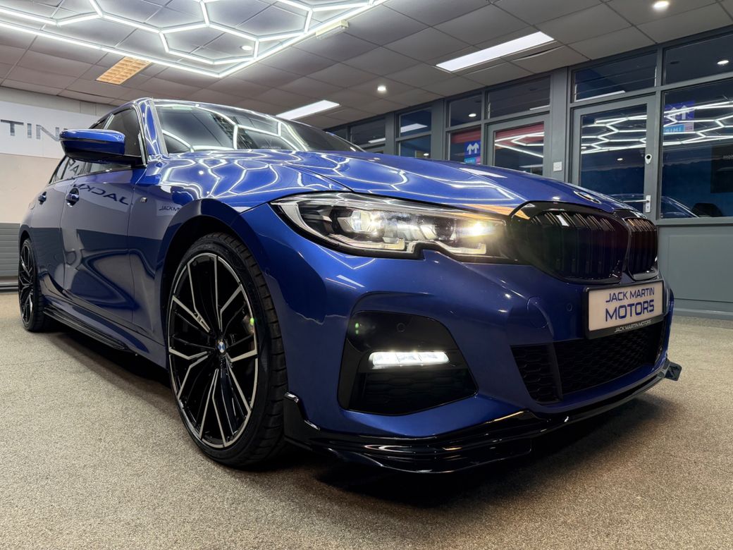 2020 BMW 330
