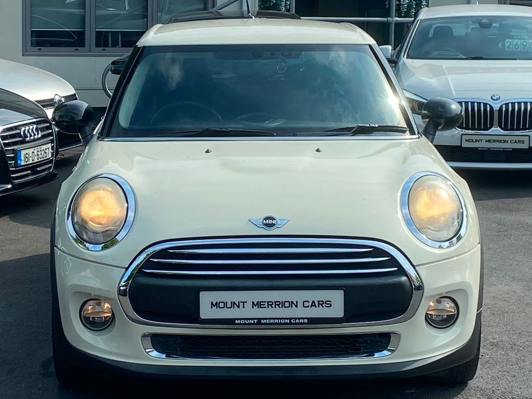 2016 Mini Hatch
