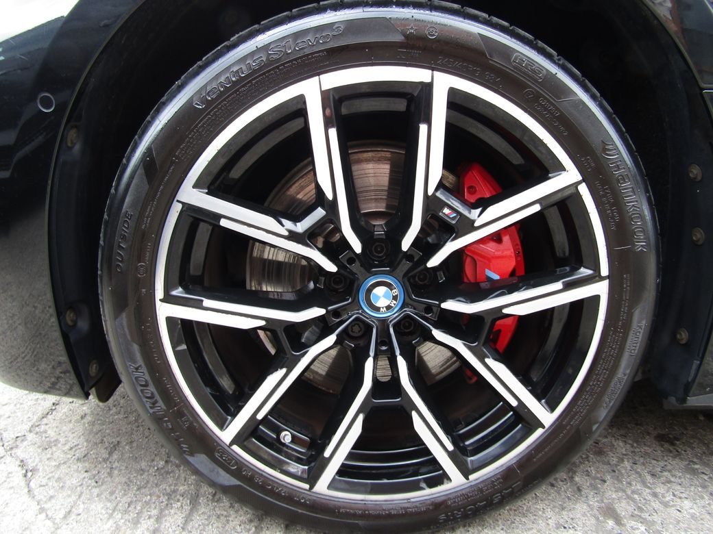 2023 BMW i4