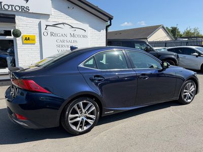 2018 Lexus IS 300h