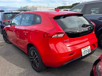 2018 Volvo V40