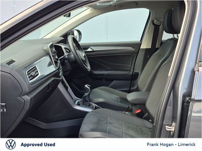 2025 Volkswagen T-Roc