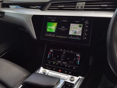 2022 Audi e-tron