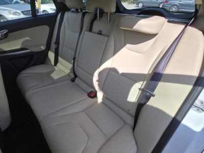 2018 Volvo V60 Cross Country