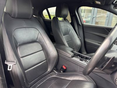 2018 Jaguar XE